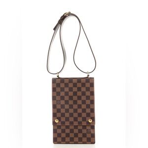 Louis Vuitton Brown Portobello leather messenger damier bag.